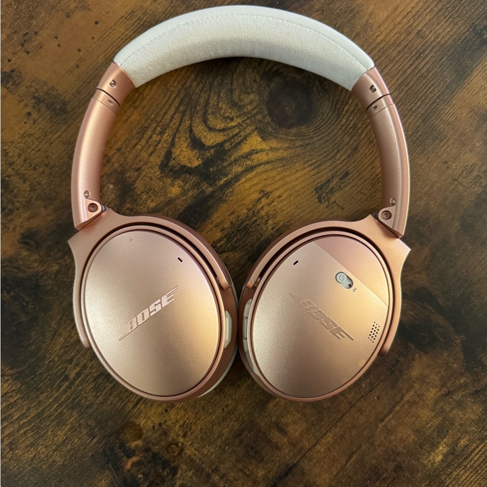 Bose Over-Ear Rose Gold Headphones